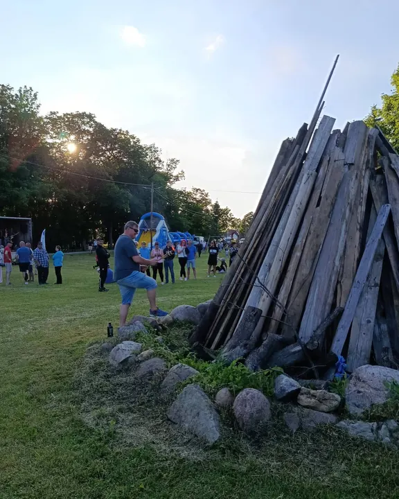 Jaanilõke ootab süütamist